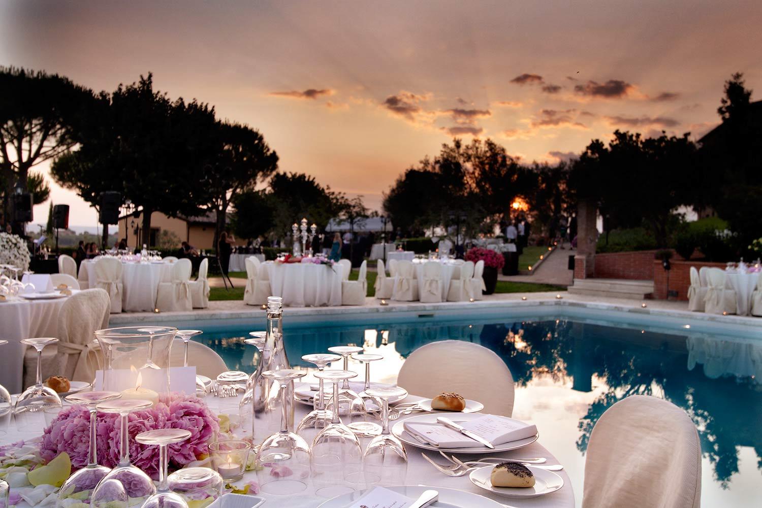 Borgo Tre Rose Hotel Valiano ภายนอก รูปภาพ