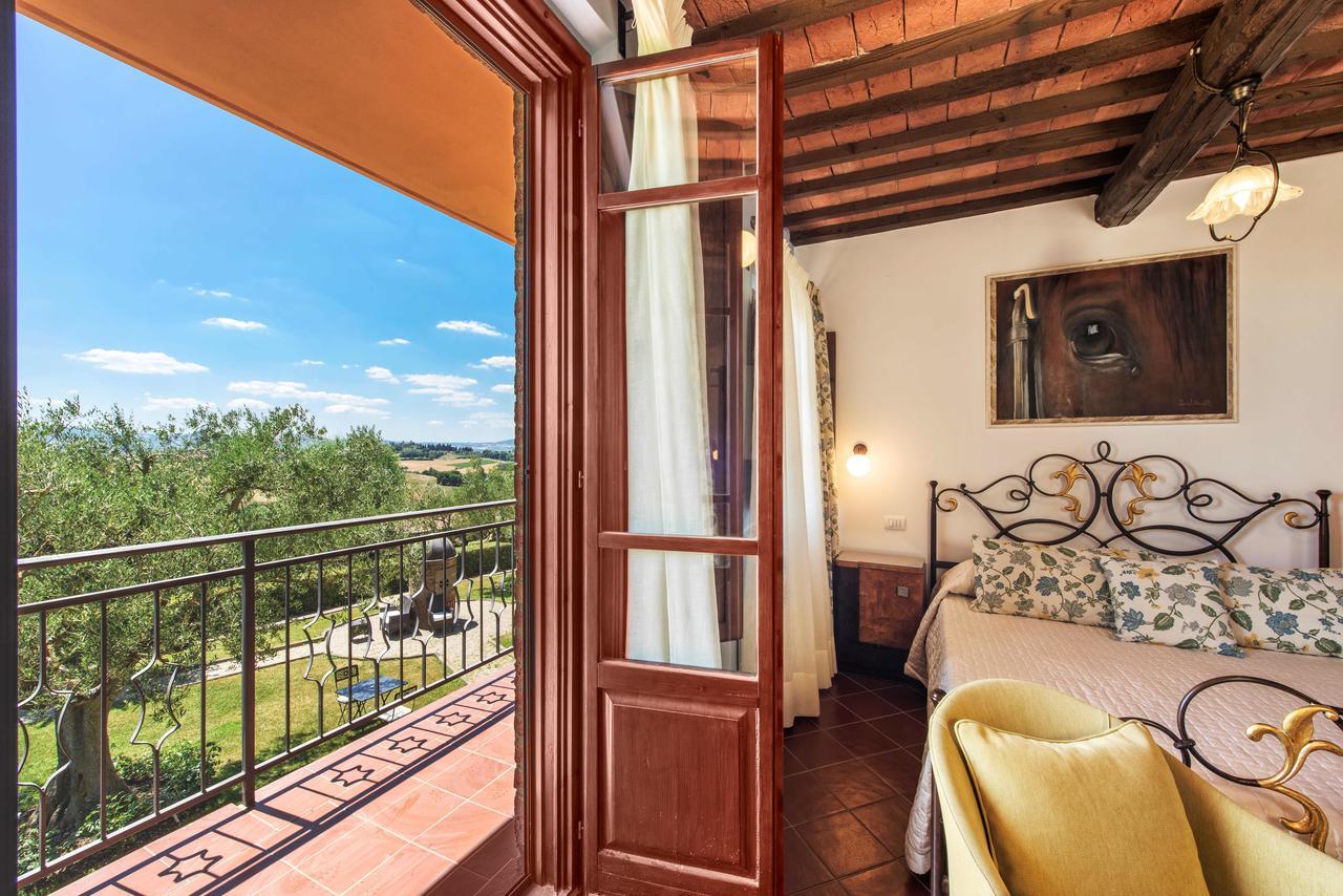 Borgo Tre Rose Hotel Valiano ภายนอก รูปภาพ